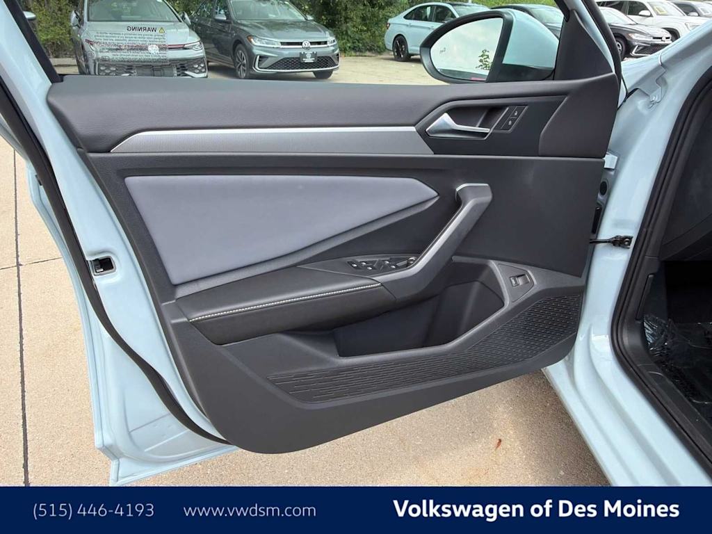 Thumbnail: 2026 Volkswagen Jetta - 21