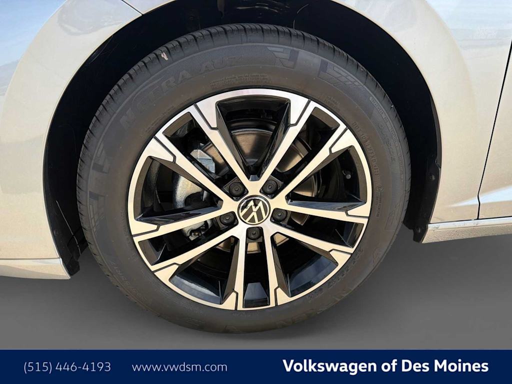 Thumbnail: 2027 Volkswagen Jetta - 8