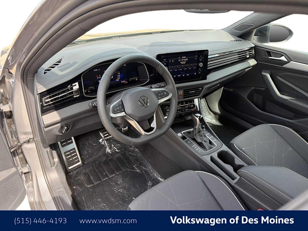 Thumbnail: 2027 Volkswagen Jetta - 2