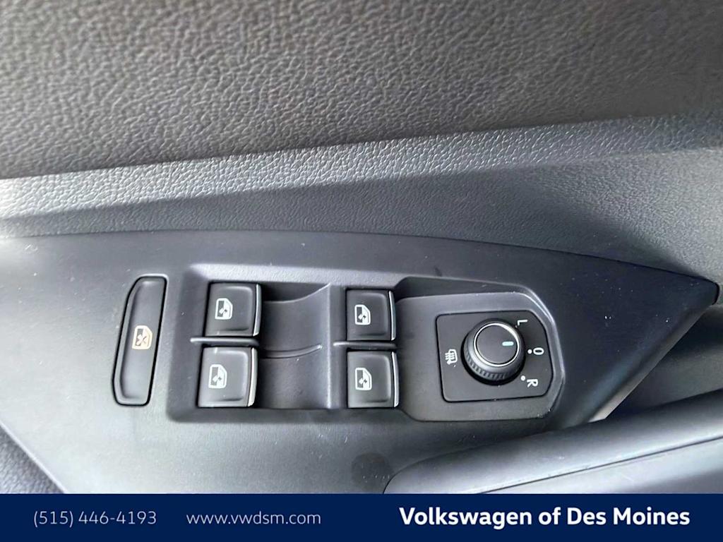 Thumbnail: 2027 Volkswagen Jetta - 22