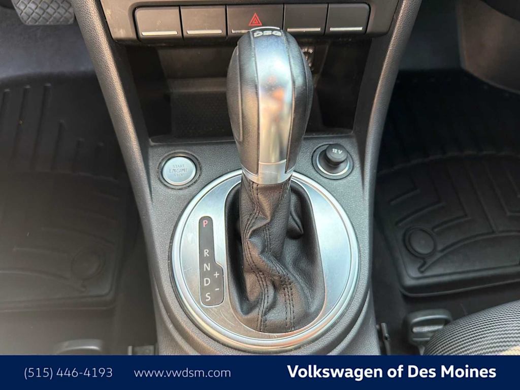 Thumbnail: 2014 Volkswagen Beetle - 15