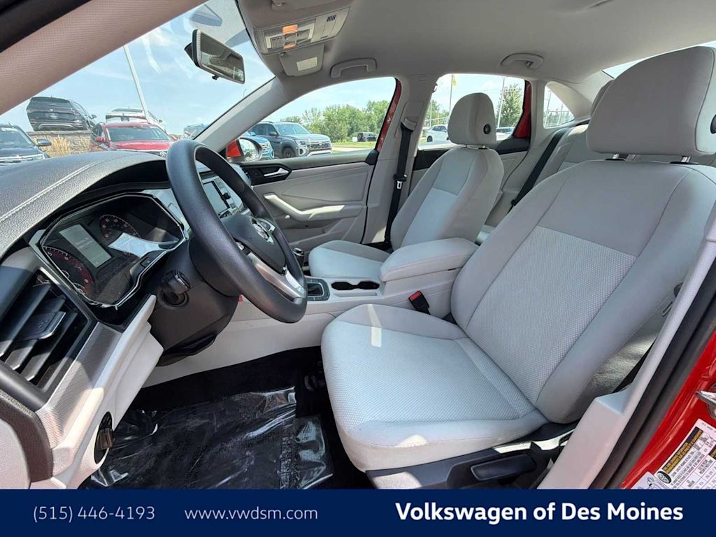Thumbnail: 2019 Volkswagen Jetta - 11