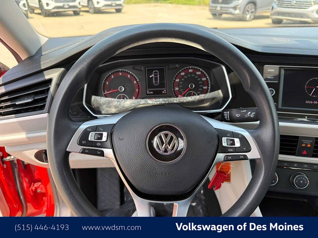 Thumbnail: 2019 Volkswagen Jetta - 10