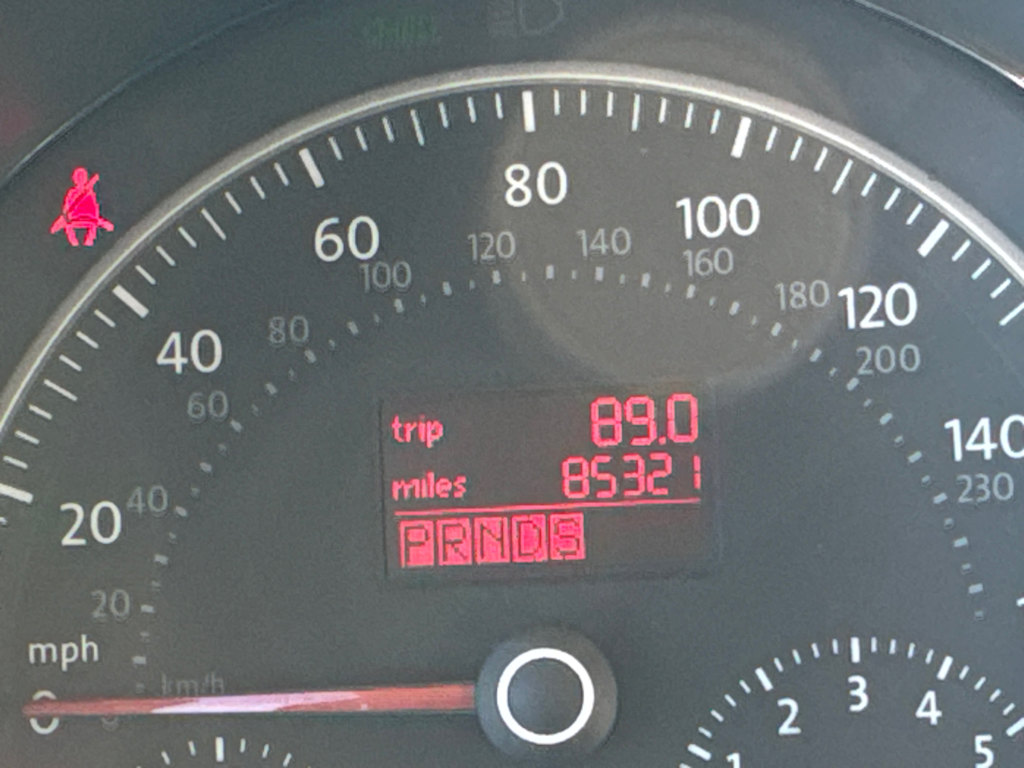 Thumbnail: 2007 Volkswagen New Beetle - 16