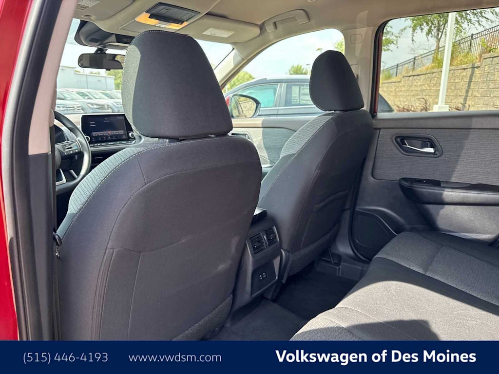 Thumbnail: 2023 Nissan Rogue - 21