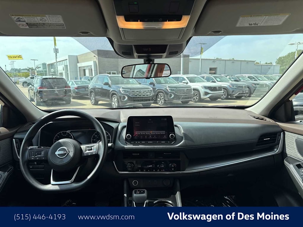 Thumbnail: 2023 Nissan Rogue - 10