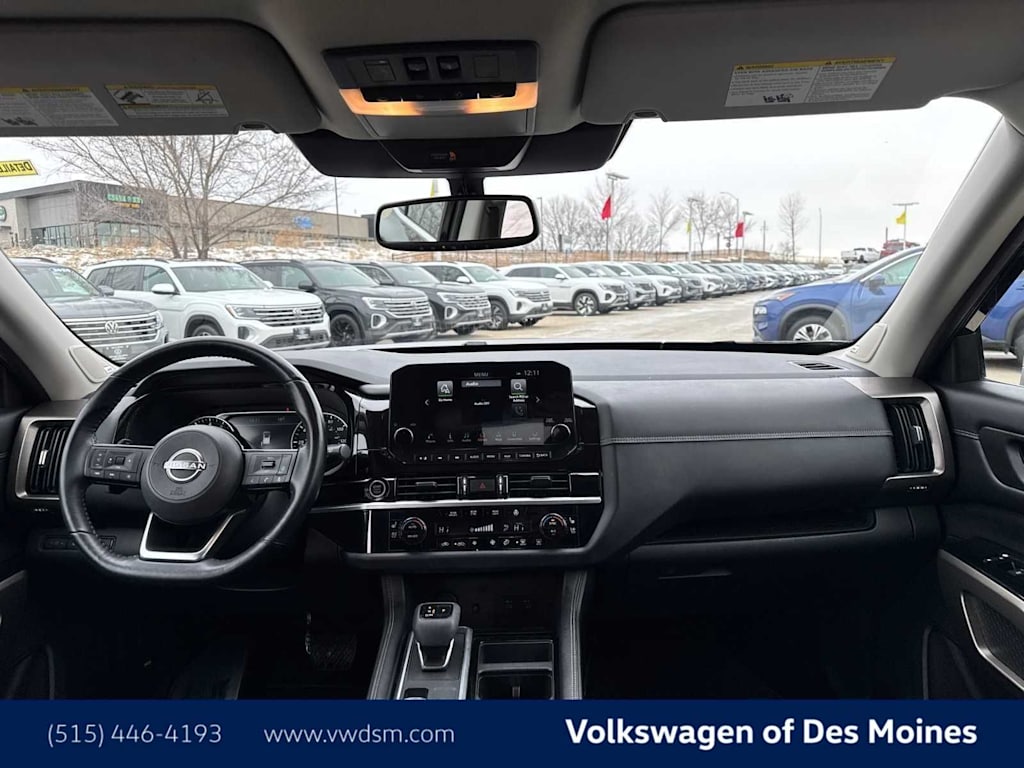 Thumbnail: 2022 Nissan Pathfinder - 10