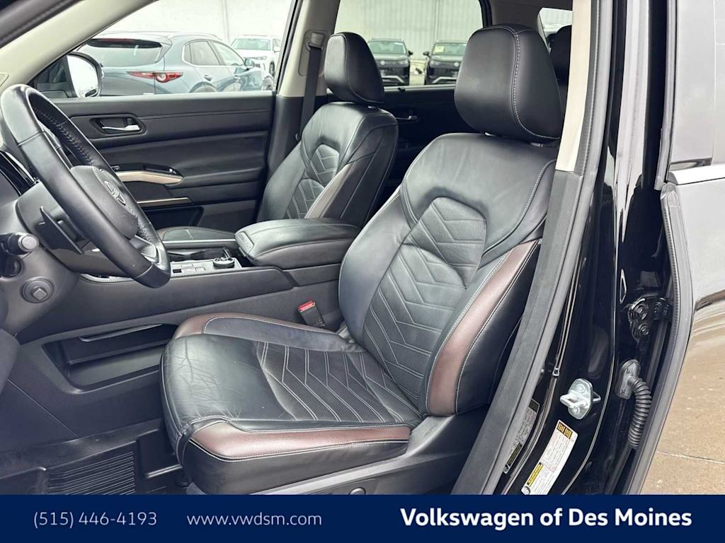 Thumbnail: 2022 Nissan Pathfinder - 11