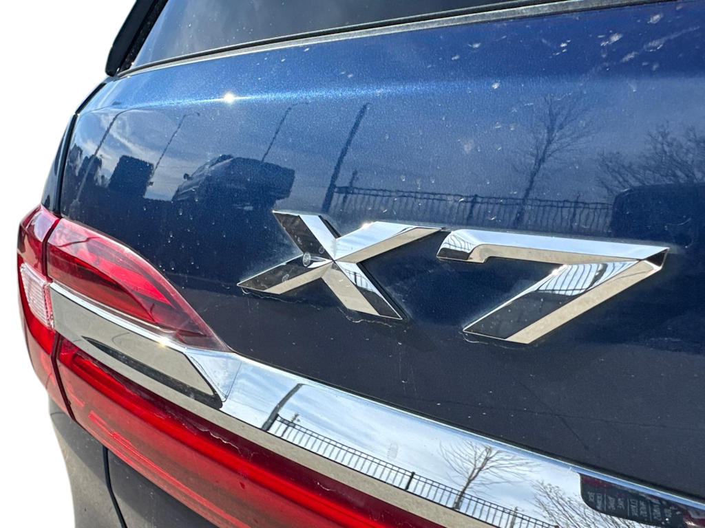 2022 BMW X7 xDrive40i 7