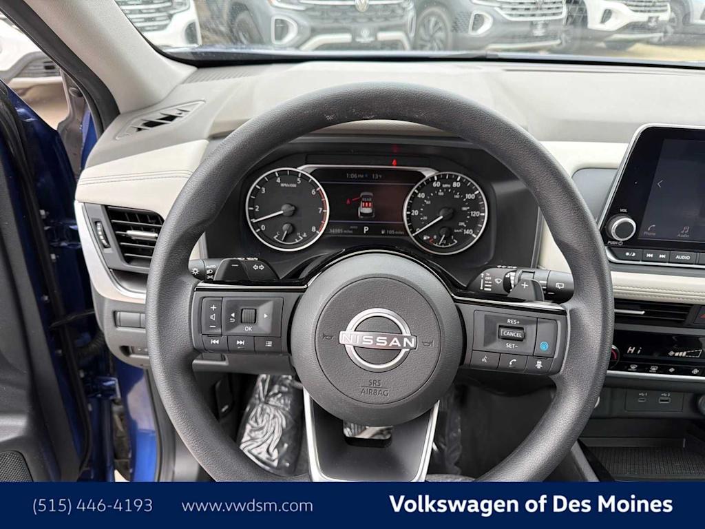 Thumbnail: 2023 Nissan Rogue - 10