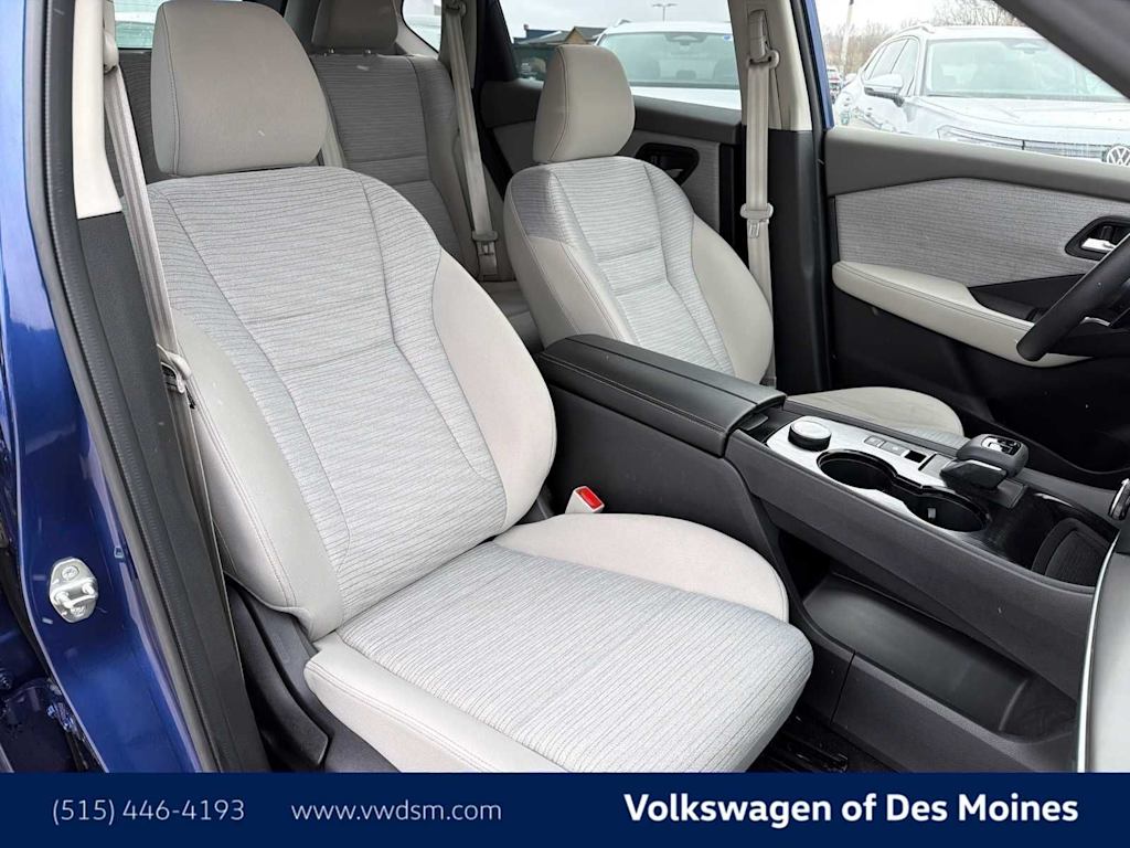 Thumbnail: 2023 Nissan Rogue - 12