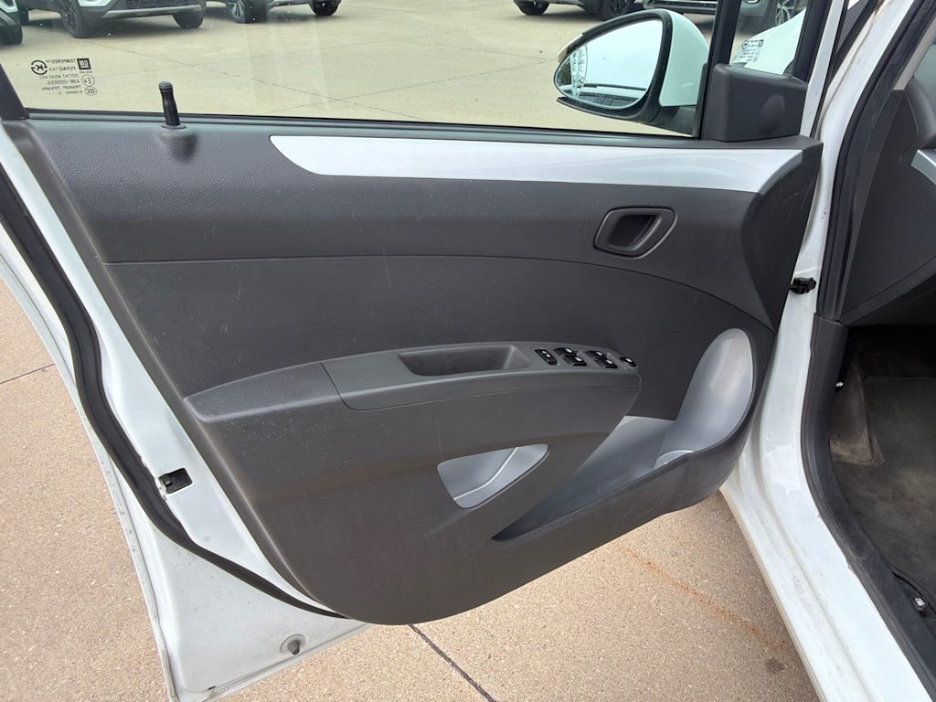 Thumbnail: 2013 Chevrolet Spark - 18