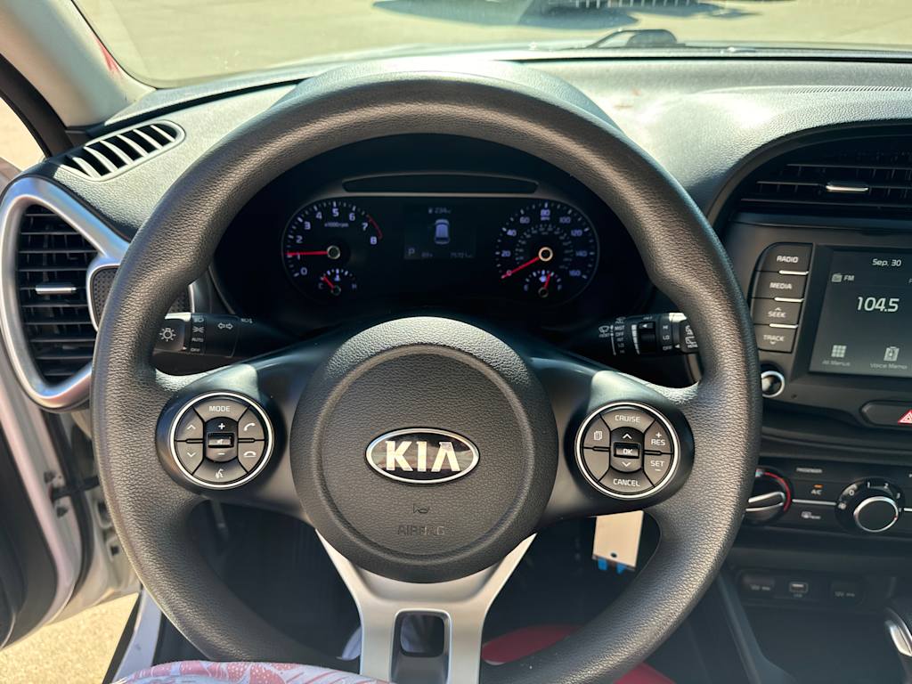 2021 Kia Soul LX 11