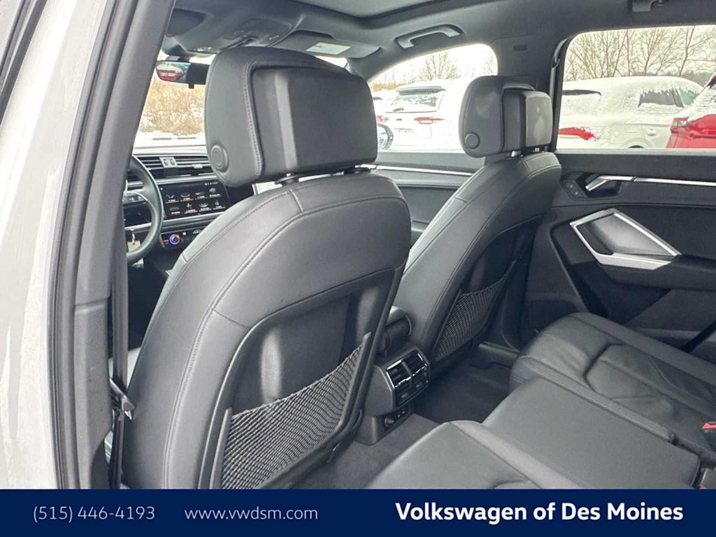 Thumbnail: 2025 Audi Q3 - 20