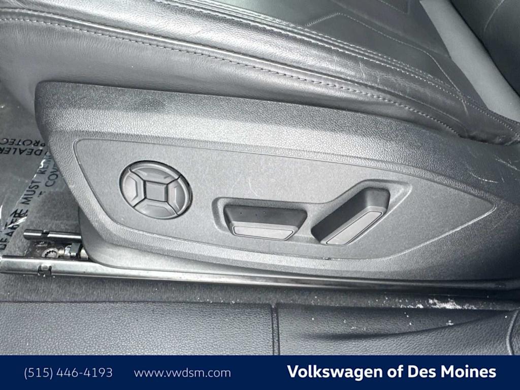 Thumbnail: 2025 Audi Q3 - 24