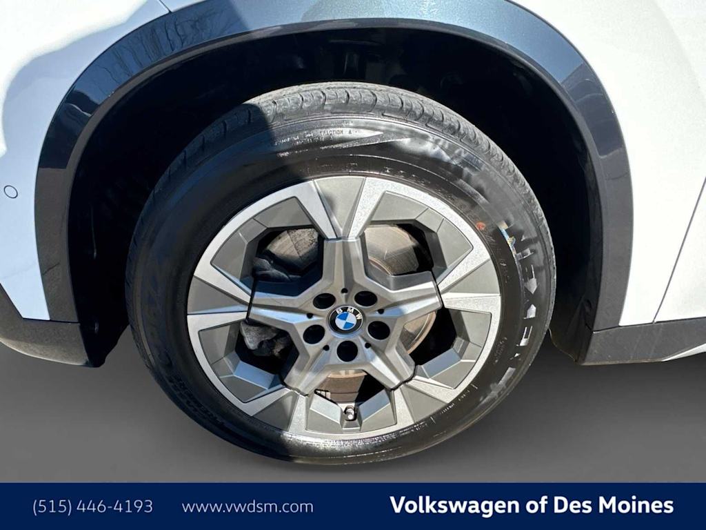 Thumbnail: 2025 BMW X1 - 8