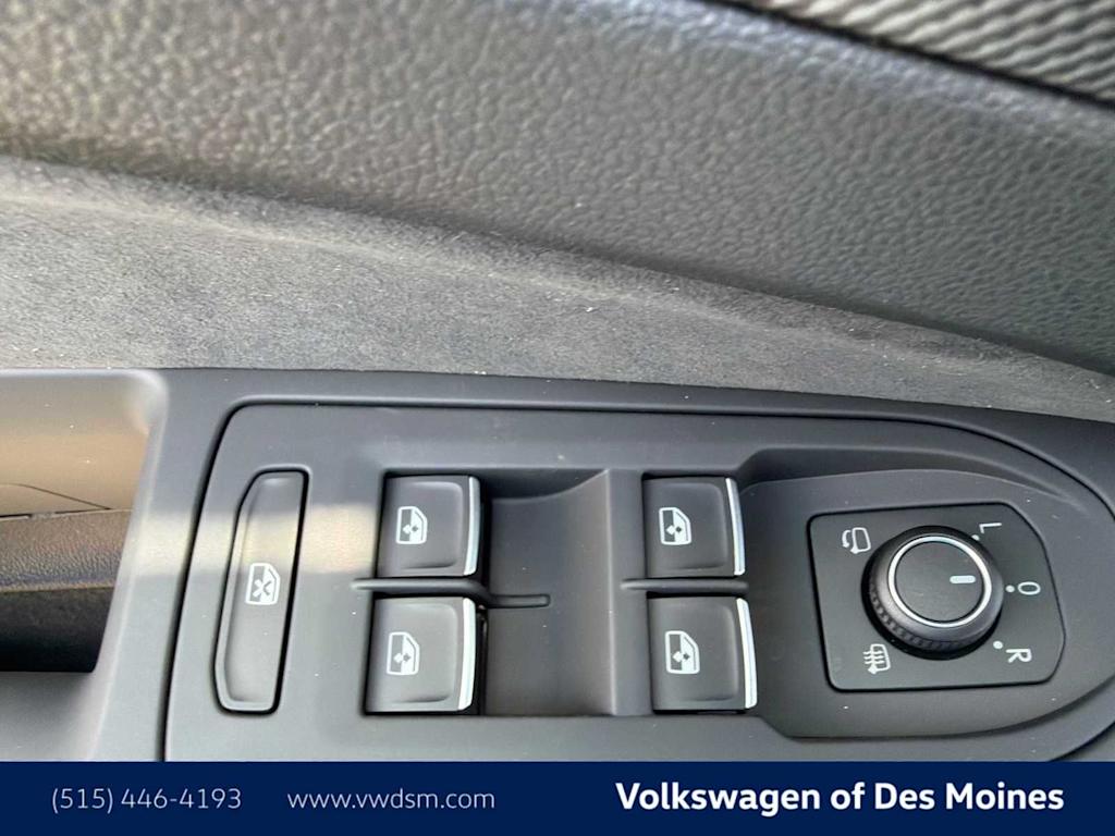 Thumbnail: 2026 Volkswagen Golf - 22