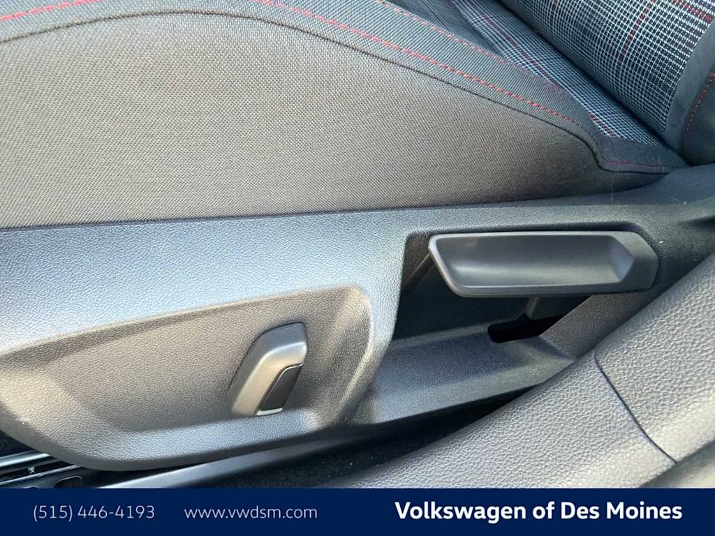 Thumbnail: 2026 Volkswagen Golf - 23