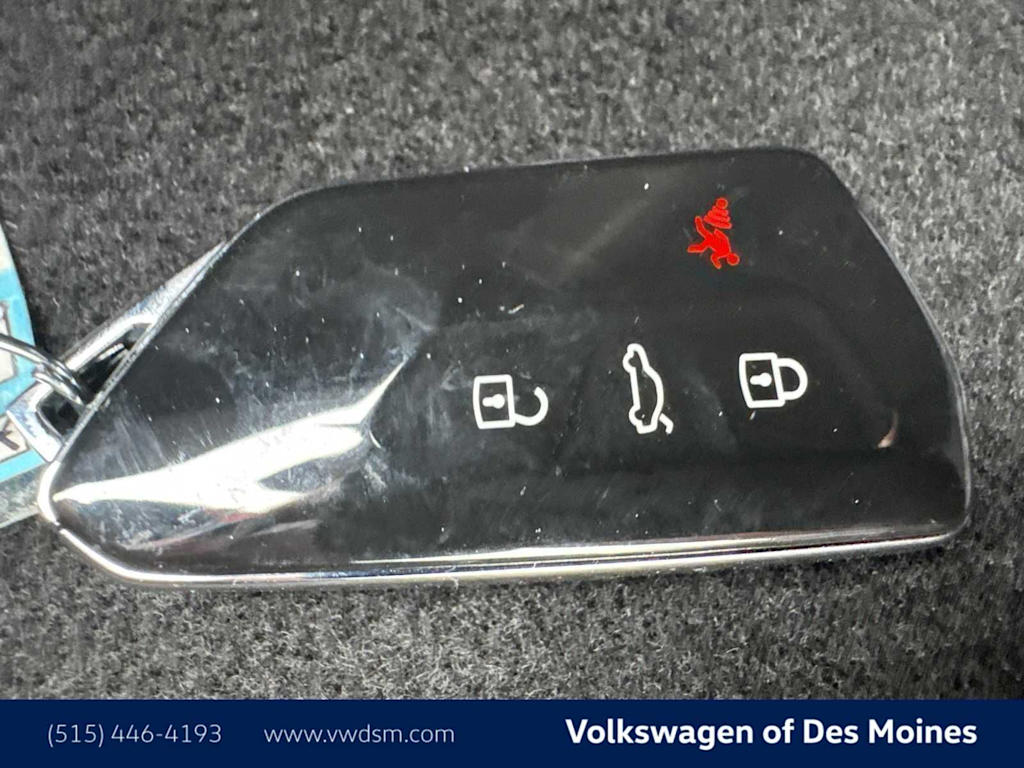 Thumbnail: 2025 Volkswagen Golf - 17