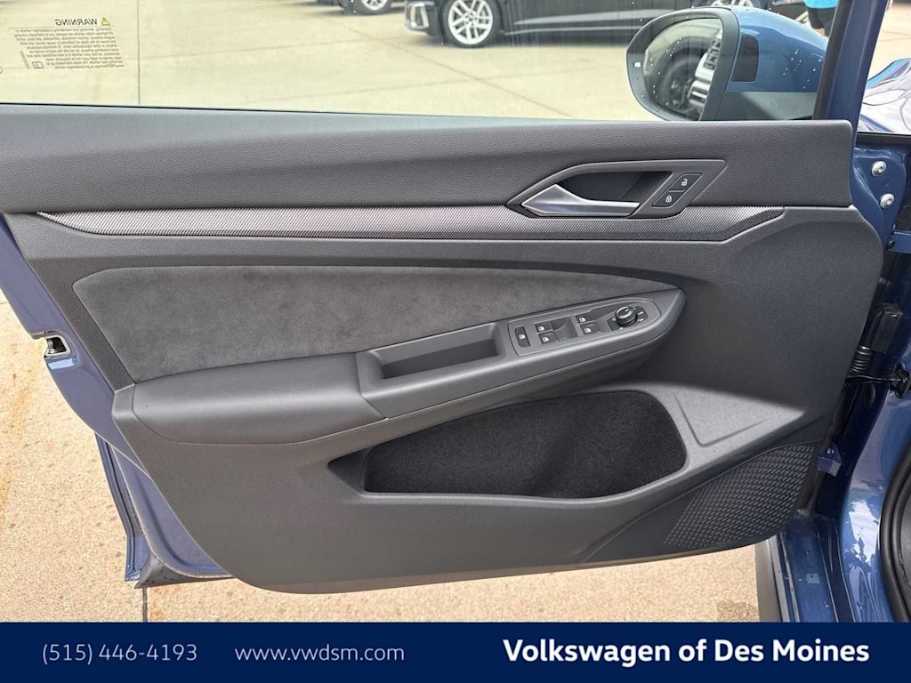 Thumbnail: 2025 Volkswagen Golf - 20