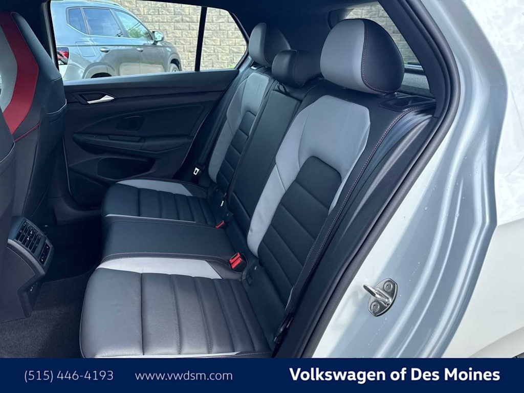 Thumbnail: 2025 Volkswagen Golf - 12