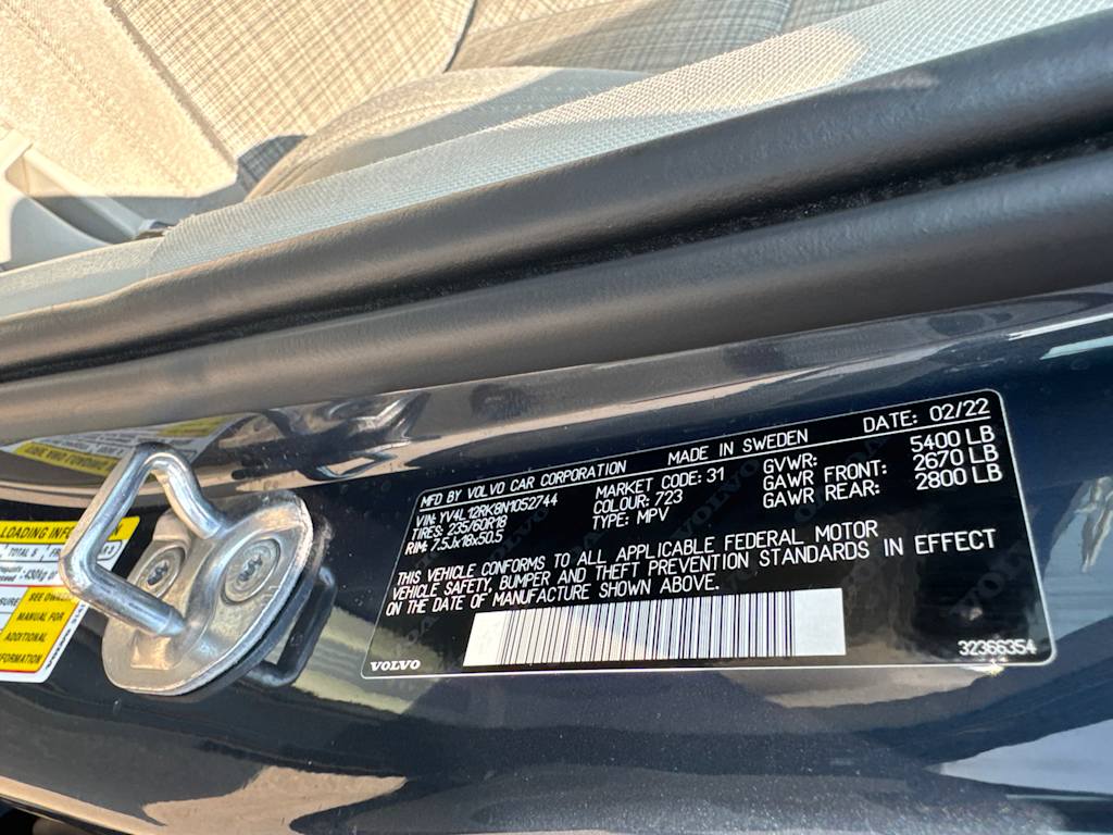 Thumbnail: 2022 Volvo XC60 - 20