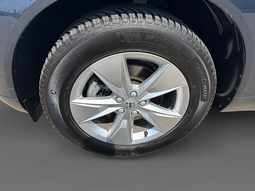 Thumbnail: 2022 Volvo XC60 - 8