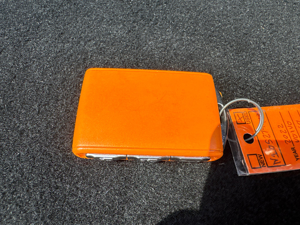 Thumbnail: 2022 Volvo XC60 - 19