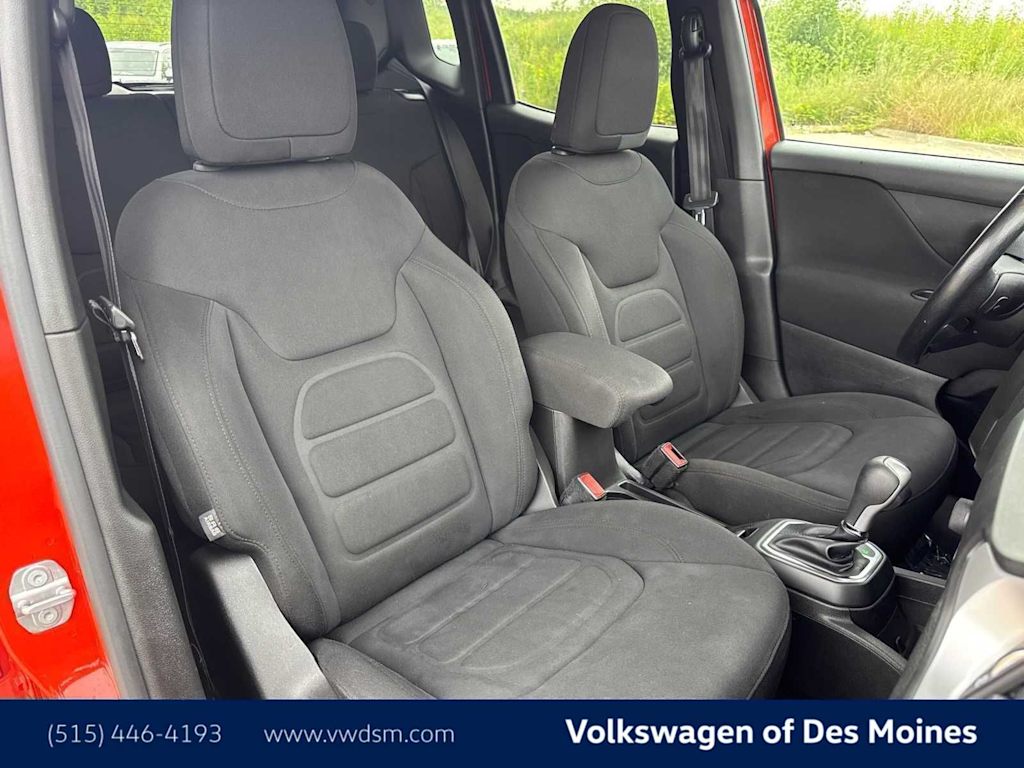 Thumbnail: 2021 Jeep Renegade - 12