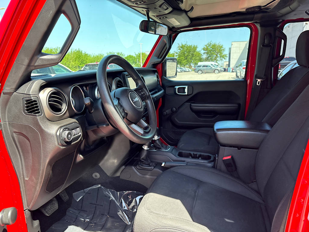 Thumbnail: 2018 Jeep Wrangler - 20