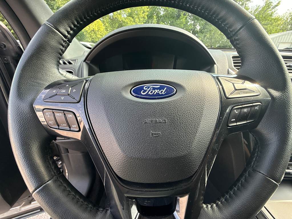 Thumbnail: 2018 Ford Explorer - 21
