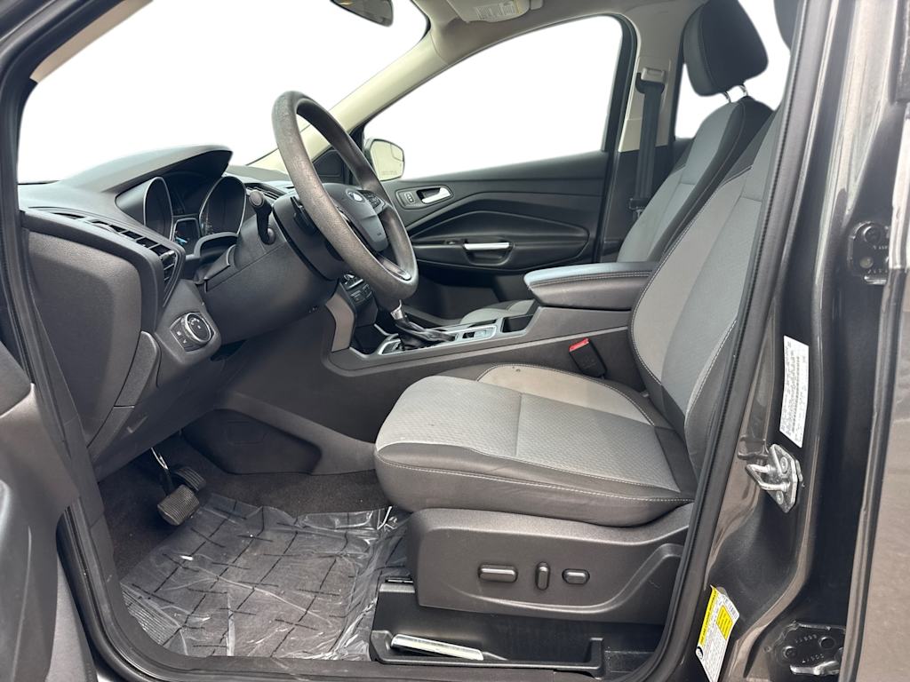 Thumbnail: 2017 Ford Escape - 6
