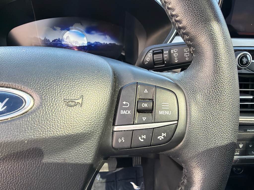 Thumbnail: 2020 Ford Escape - 23