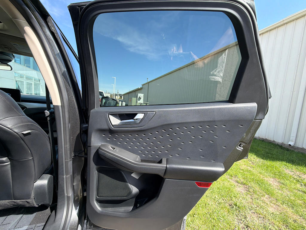Thumbnail: 2020 Ford Escape - 15