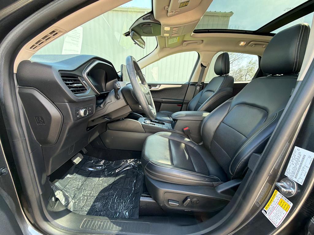 Thumbnail: 2020 Ford Escape - 6