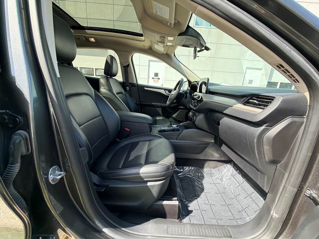 Thumbnail: 2020 Ford Escape - 7