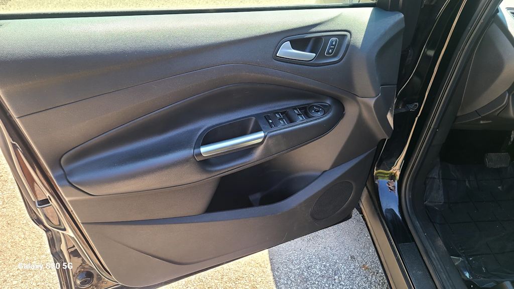 Thumbnail: 2017 Ford Escape - 16