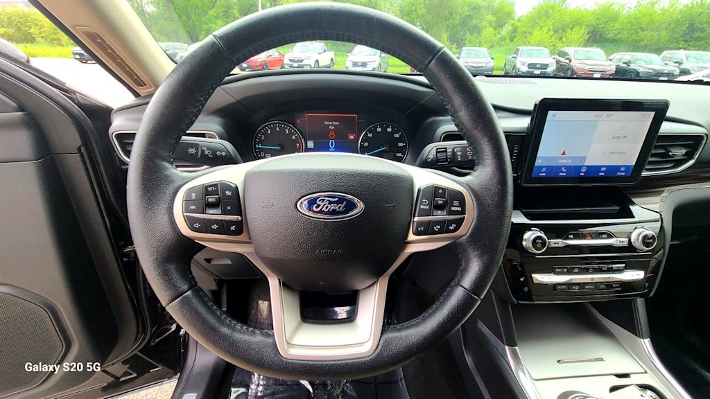 Thumbnail: 2022 Ford Explorer - 2