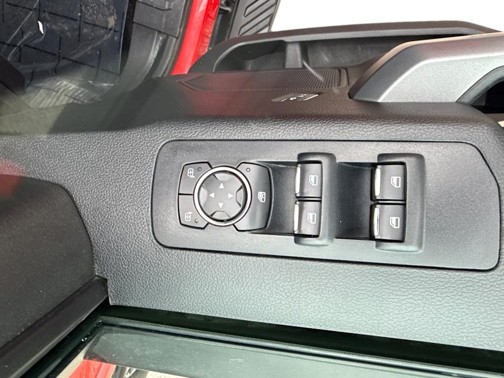 Thumbnail: 2018 Ford F-150 - 10
