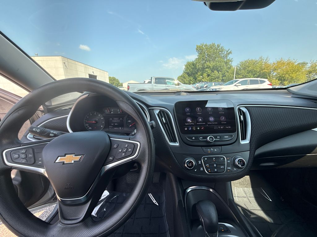 Thumbnail: 2025 Chevrolet Malibu - 2