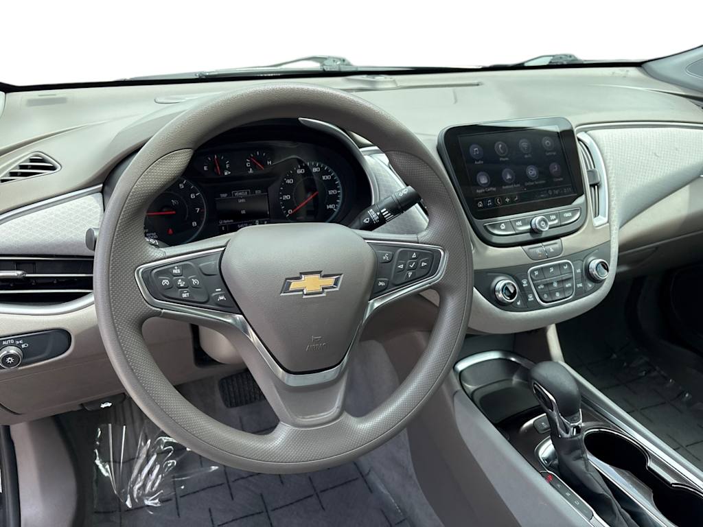 Thumbnail: 2025 Chevrolet Malibu - 2