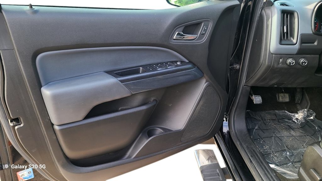 Thumbnail: 2015 Chevrolet Colorado - 14