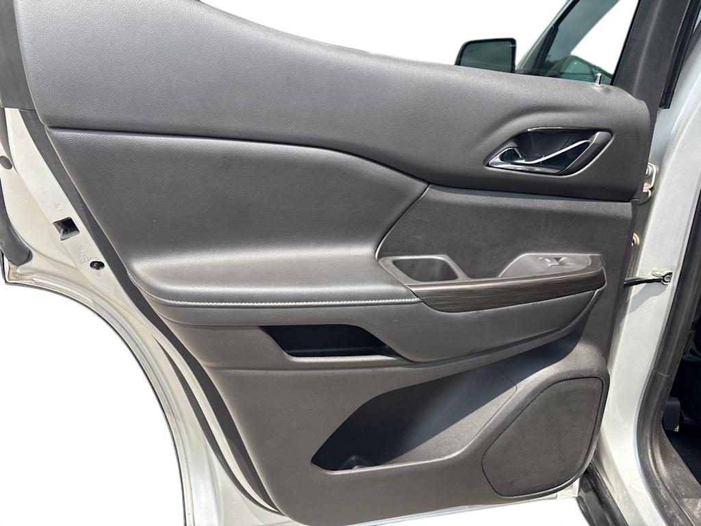 Thumbnail: 2019 GMC Acadia - 14