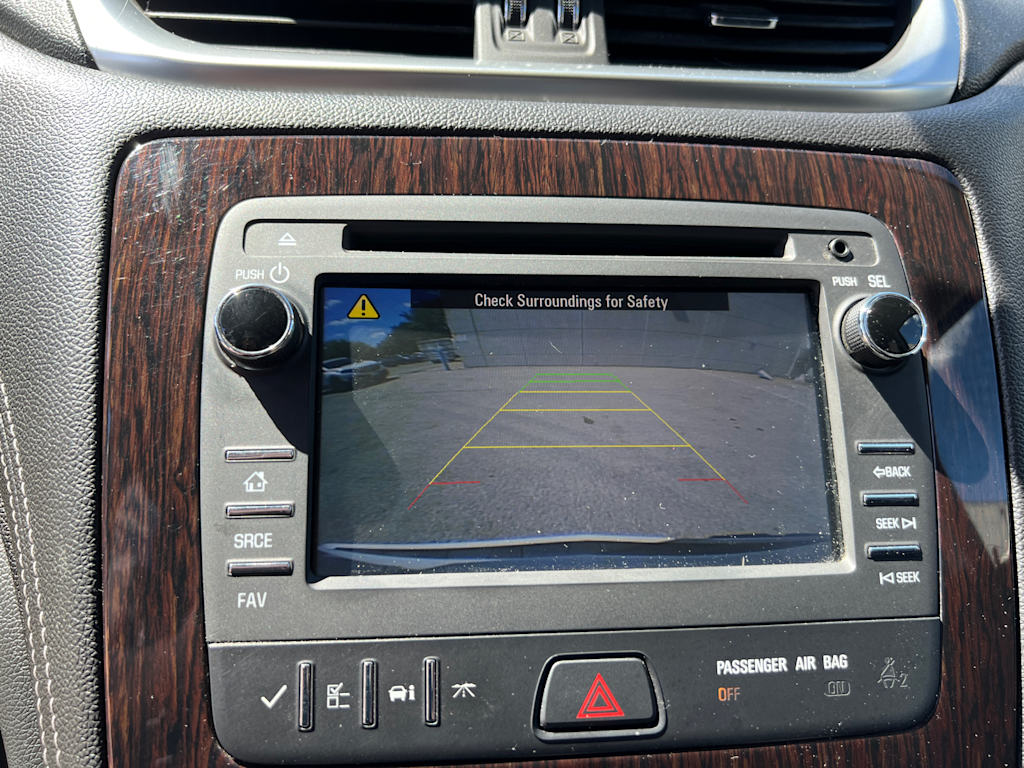 Thumbnail: 2017 Chevrolet Traverse - 8