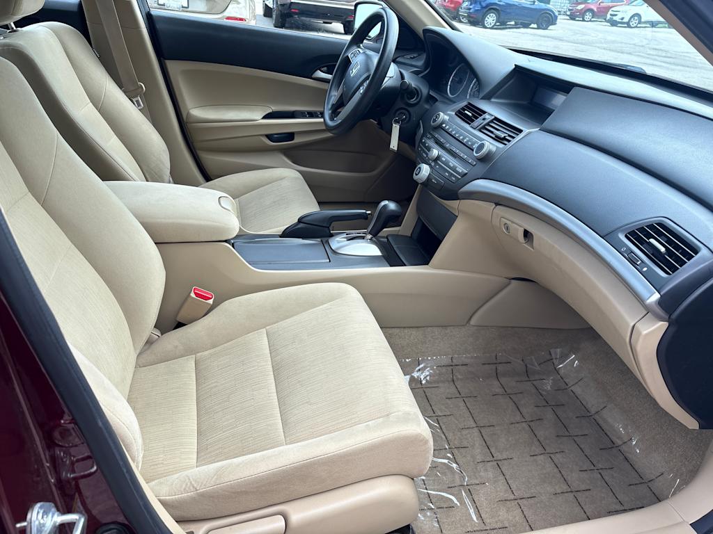 Thumbnail: 2011 Honda Accord - 20