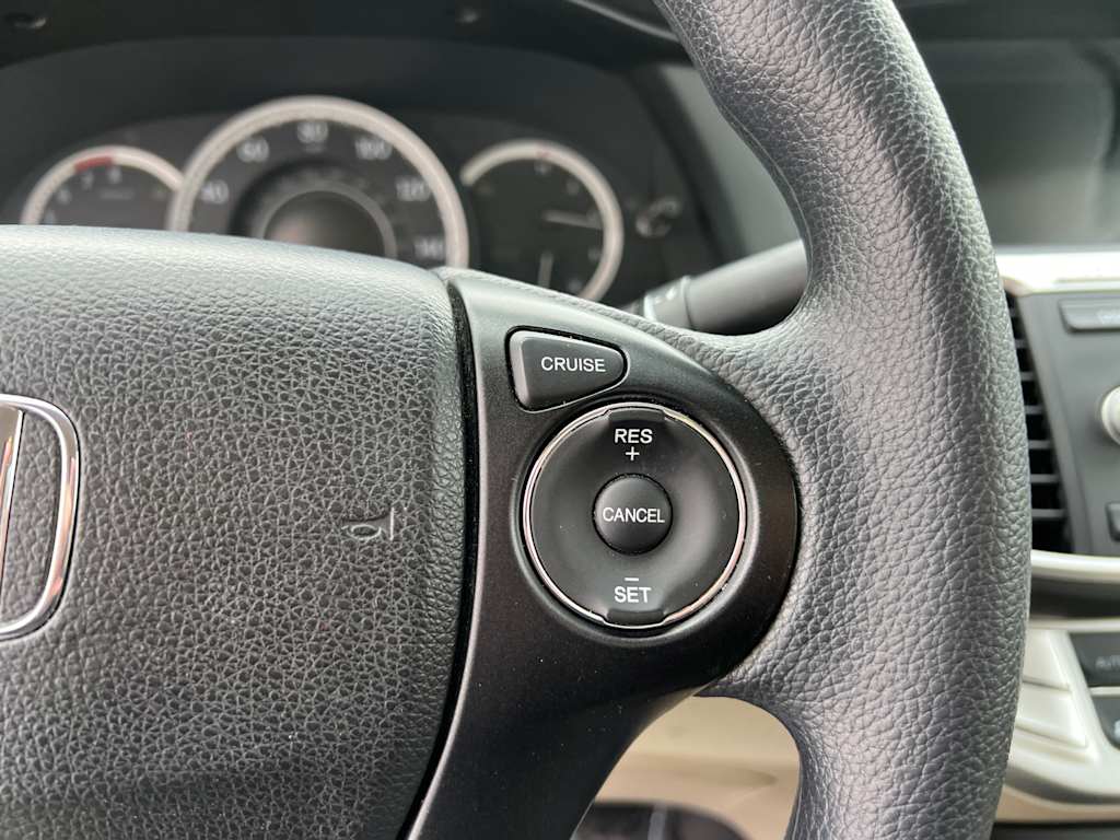 Thumbnail: 2013 Honda Accord - 23