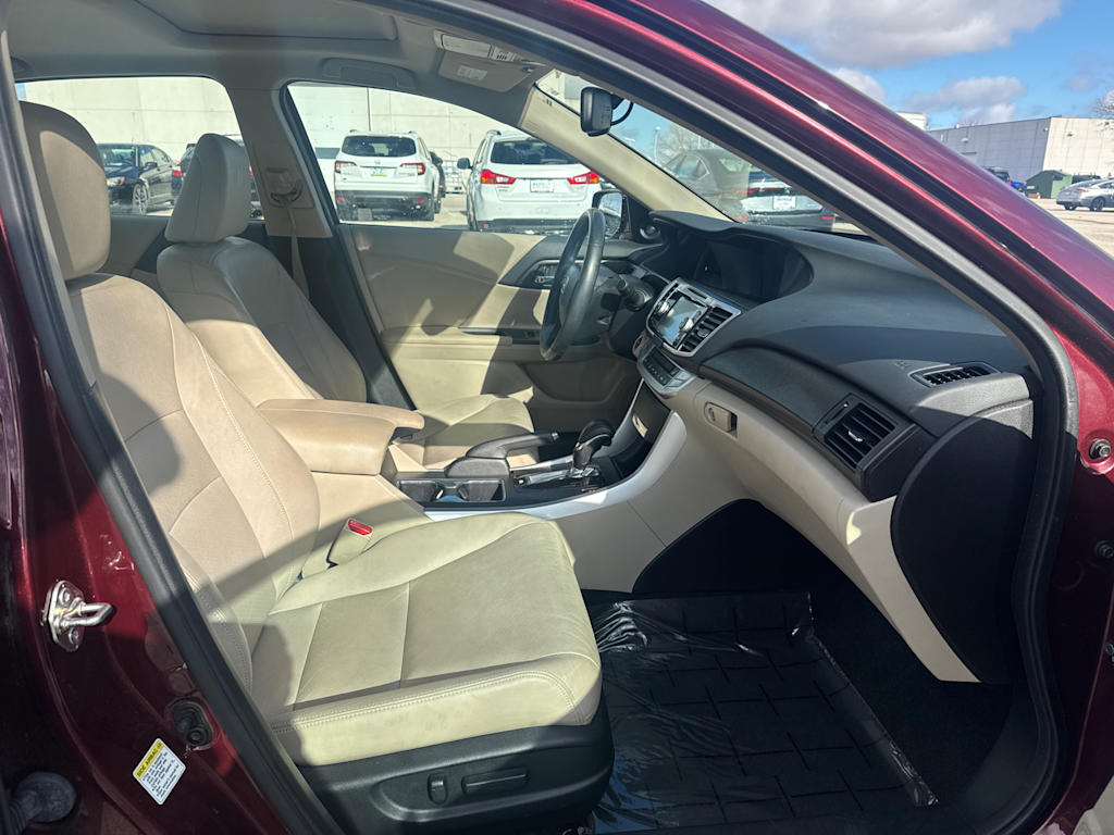 Thumbnail: 2015 Honda Accord - 6