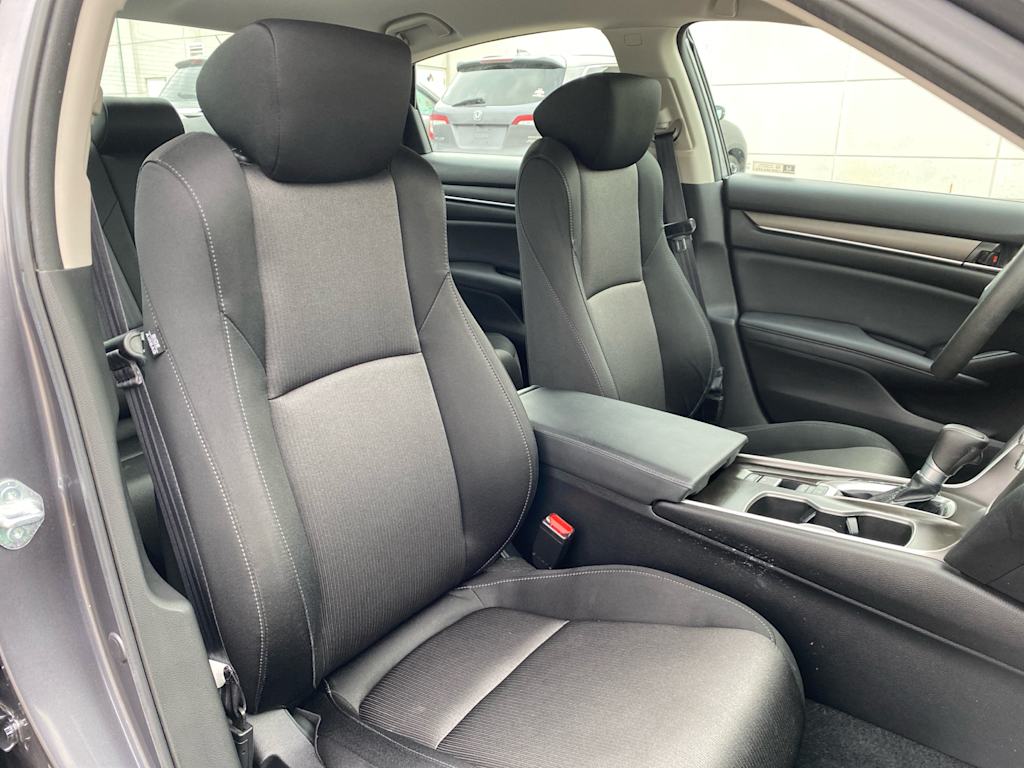 2022 Honda Accord LX 12