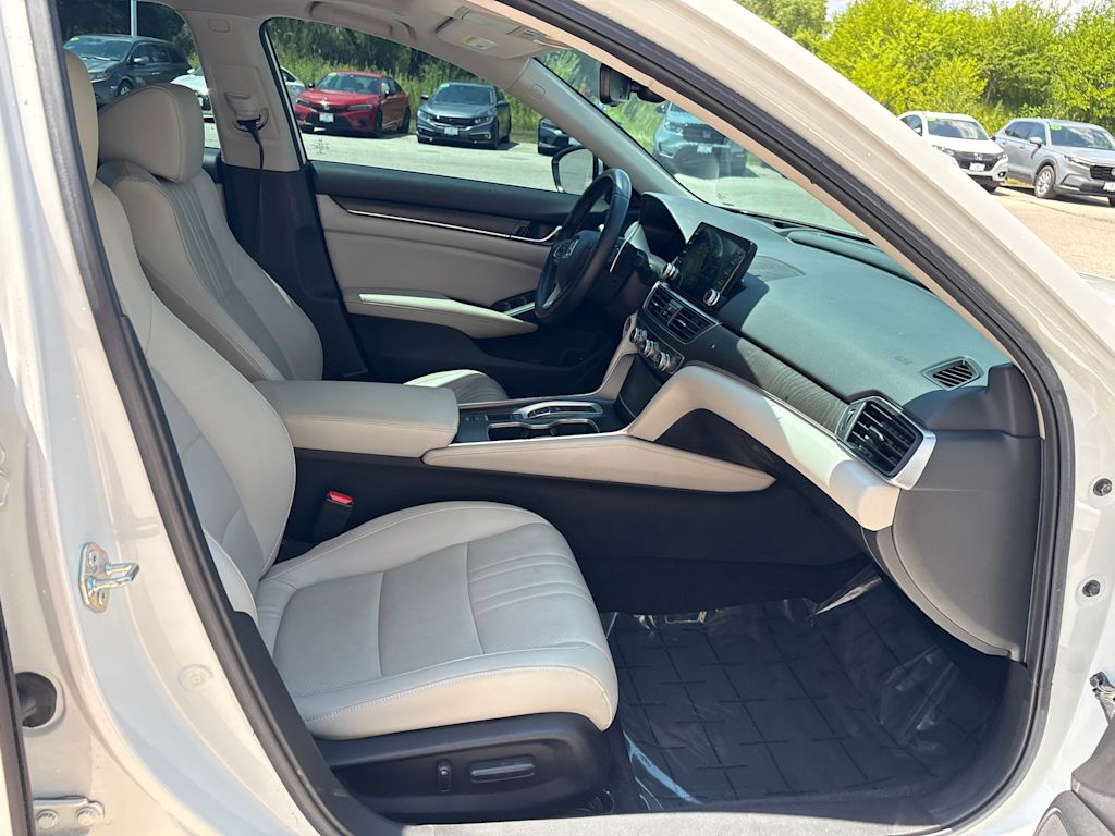 Thumbnail: 2018 Honda Accord - 25