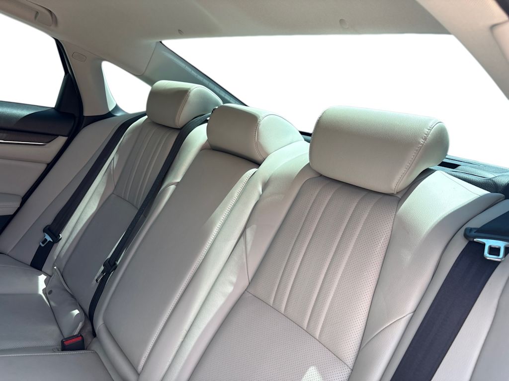 Thumbnail: 2018 Honda Accord - 9